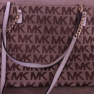 MICHAEL KORS HANDBAG